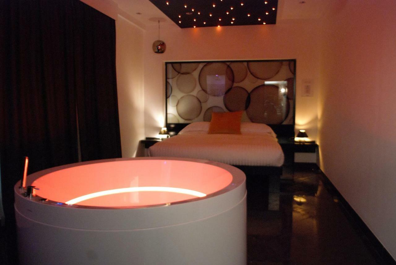 Suite Hot Tub