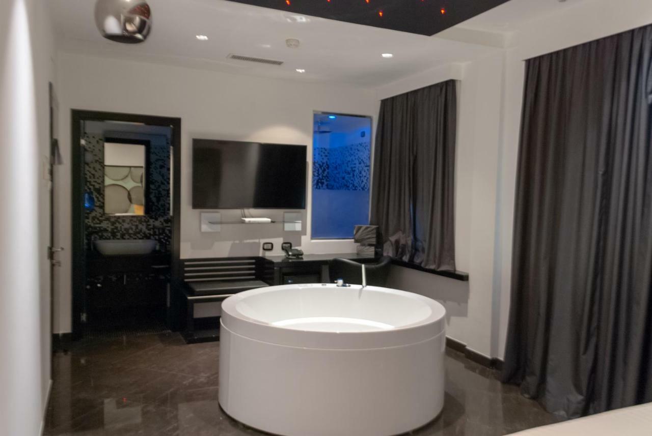 Suite Hot Tub